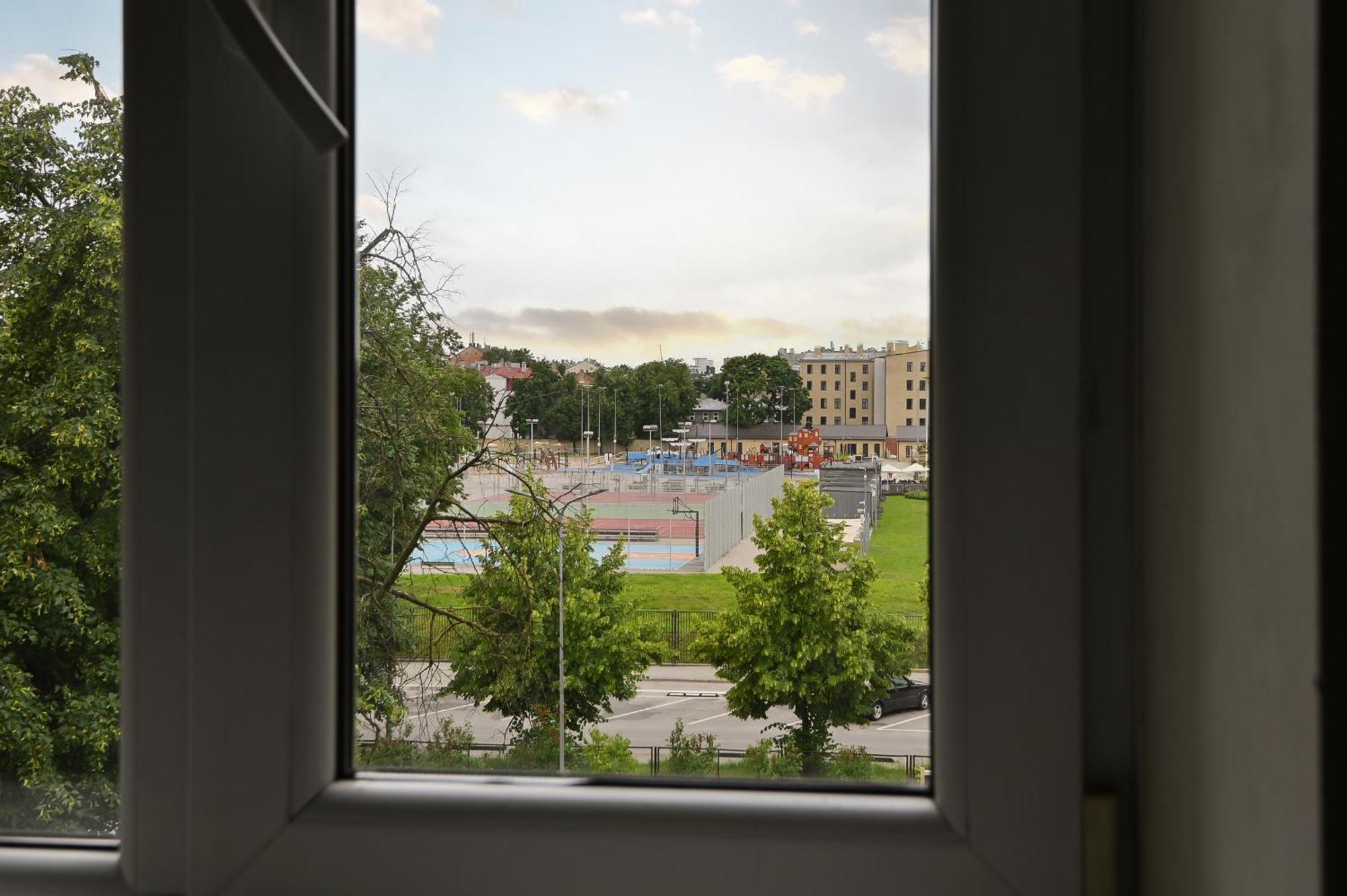 Nice & Cheap Apartment And Free Parking Riga Exterior photo